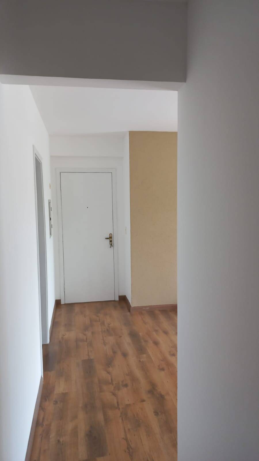 Apartamento à venda com 3 quartos, 85m² - Foto 12